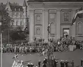Samling på torget.