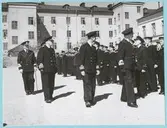 Sjömän uppställda