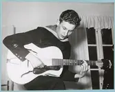 Sjöman med gitarr