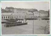 Uppställning på kaserngård
