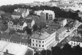 Hus i västra delen av Jönköping. I förgrunden Nygatan.