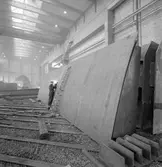 Den 19 april 1961. Gävle Varv. Skrov under byggnad.




