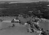 Flygfoto över Kärda i Värnamo kommun. Nr. L. 631.