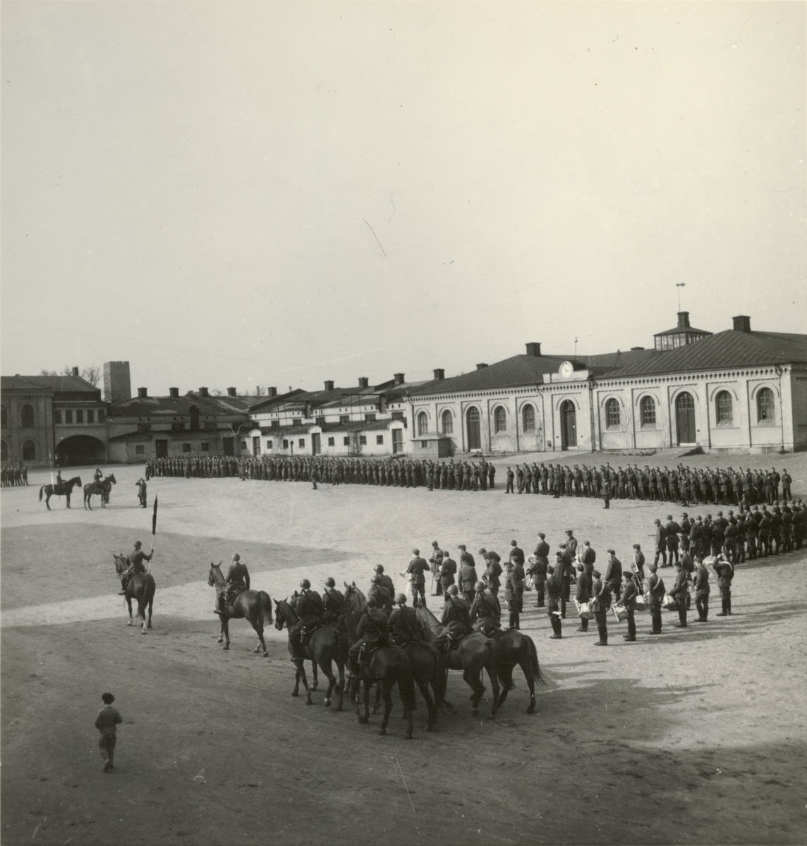 Lennart af Petersens, Avtackning, Svea artilleriregemente A 1, våren 1947.