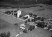 Flygfoto över Alseda Kyrka i Vetlanda Kommun. Nr. K. 345