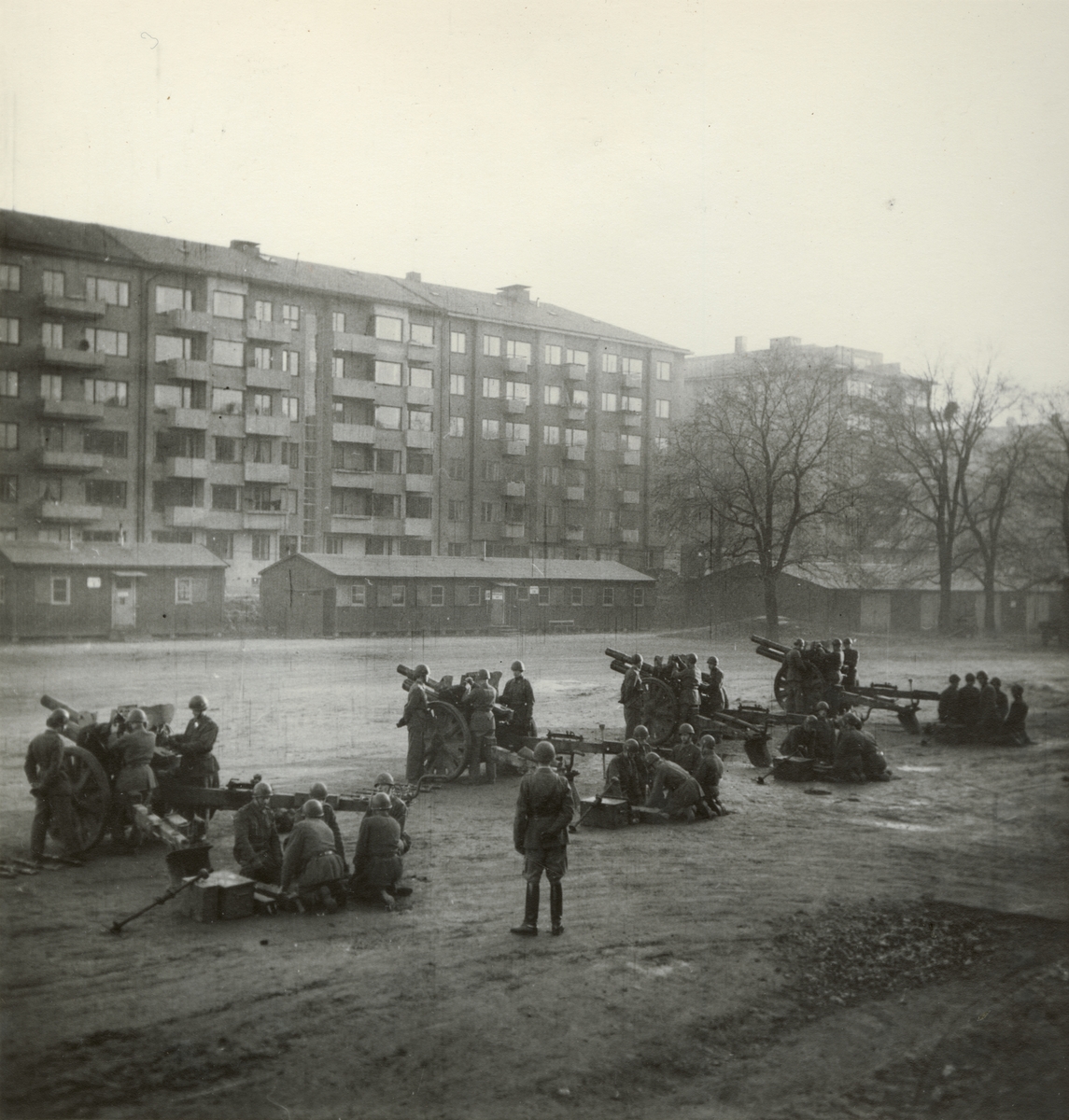 Lennart af Petersens, Pjäsexercis med 10,5 cm haubitsbatteri, Svea artilleriregemente A 1, våren 1947.