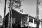 Kronokommissarie Enbergs sommarstuga vi Uggenäsdypen.