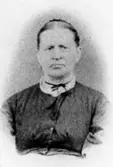 Annika Henriksdotter f 1806 i Purastorp, Östmark, d 1880 i Vålberget, Grue Finnskog, Norge.