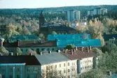 Stadsvy över Gävle. Bostadshusen vid Borgmästarplan,  seminariet och höghusen på Urbergsterrassen.