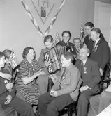 Fredsfirande norska lärlingshemmet

Gefle Dagblad



