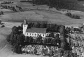 Flygfoto över Markaryds kyrka i Kronobergs län. Nr D.2011.