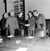 Generaldirektör Lars Peterson och Statens Järnvägar, SJ,  direktion. Första direktionssammanträdet i plenisalen med den nytillträdde generaldirektören