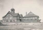 Stationen tillkom 1903 enligt överenskommelse mellan SJ, Statens Järnvägar och KMJ, Karlstad - Munkfors Järnväg. Från 1970 ingick stationen i Karlstad Central. Stationshuset rivet 1971.