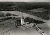 Flygfoto över Källeryds kyrka i Gnosjö kommun. Nr H 1946.