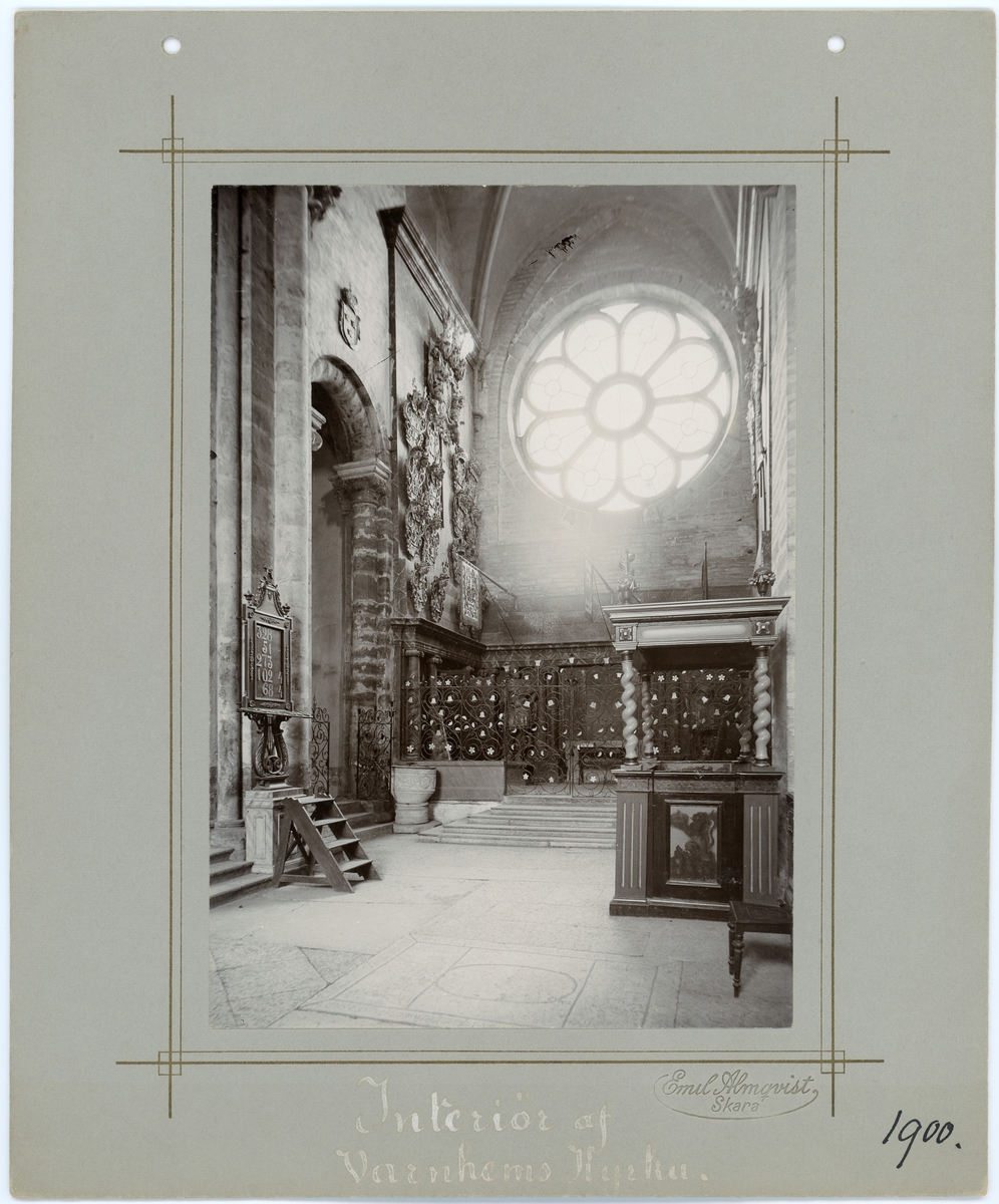Emil Almqvist, Interiör av Varnhems klosterkyrka