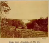 Medelplana sn. Hellekis säteri på Kinnekulle sett från sjön.