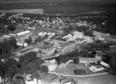 Flygfoto över Gislaveds gummifabrik i Jönköpings län. Nr H 1983