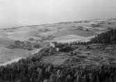 Flygfoto över Brahehus vid Gränna i Jönköpings kommun. Nr H 2599