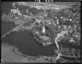 Flygfoto över Västanfors kyrka, Fagersta.