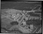 Flygfoto över stadsdel Skogsborg, Köping.