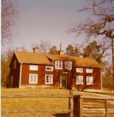 Kolbäck sn, Strömsholm, Utnäslöt.
Förvaltarbostaden 