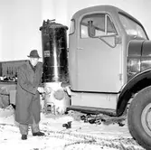 Gengasreportage.
November 1956.