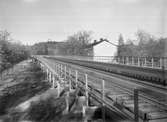 Järnvägsviadukten. Oscarsborg i bakgrunden