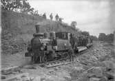 ROJ lok 1 med rallarlag. Ruda Oskarshamn järnväg bygdes 1905.