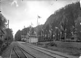 Troligtvis invigning efter breddningen till normalspår, år 1898.