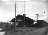 T semafor
Hållplats anlagd 1895. Envånings stationshus i trä
