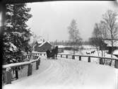 Station anlagd 1888. En- och enhalvvånings stationshus i trä.