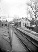 Stationen anlades 1875, och samtidigt uppfördes det första stationshuset. Detta ersattes av ett nybyggt hus 1942