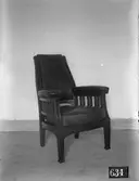 Länsstol snett framifrån