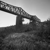 Bro vid Harsprånget, färdigbyggd 1926, kombinerad bil- och järnvägsbro