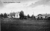 Station
Hållplats anlagd 1910. Stationshus i en våning i trä, med en gavel mot banan