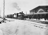 Södra station, OKB E 6 med invigningståg sträckan Gävle S - Ljusne - Söderhamn.