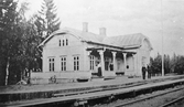 Stationen togs i bruk 1876.