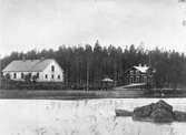 Långbanshyttans Järnvägsstation togs i bruk 1889.