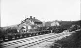 Statens Järnvägar, SJ lok Kc1 302, Fb och Kc4 367.Långseles Järnvägsstation togs i bruk 1886.