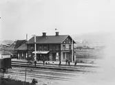 Långseles Järnvägsstation togs i bruk 1886.