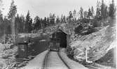 140 meter lång tunnel anlagd mellan Nyåker och Högbränna 1891.