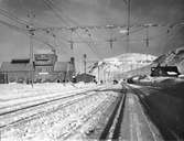 Station anlagd 1902. I samband med banans elektrifiering flyttades stationen till det nybyggda transformatorhuset 1913. Tegel byggnad.