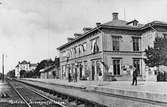Stationen daterar från 1875.