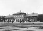 Ånge station öppnades 1878. Tvåvånings stationshus i trä . Stationen ombyggd 1929 första gången.