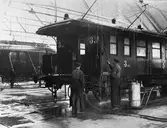 Centralverkstaden byggdes vid 1900-talets början en reparationsverkstad för
ånglok.Verksamheten ökade successivt och idag utgör Centralverkstäderna ett stort avgränsat industriområde i centrala Örebro. Vagntvätt.