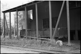 Öppen godsvagn på bangården vid Myresjö station.