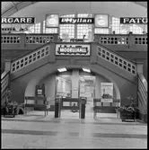 Trappan upp till restaurangen ovanför modellhallen.