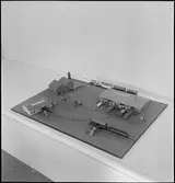 Modell av godsmagasin och transportlogistik.