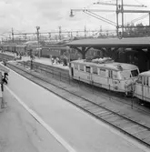 Statens Järnvägar, SJ Y0 Hilding Carlsson motorvagn med gengasdrift på bangården i Ljusdal. Järnvägen elektrifierades 1936.