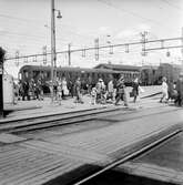 Resande som ankommit till Norrköpings central.